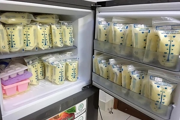 Bảo quản sữa mẹ trong tủ đông có thể để được từ 3 - 6 tháng